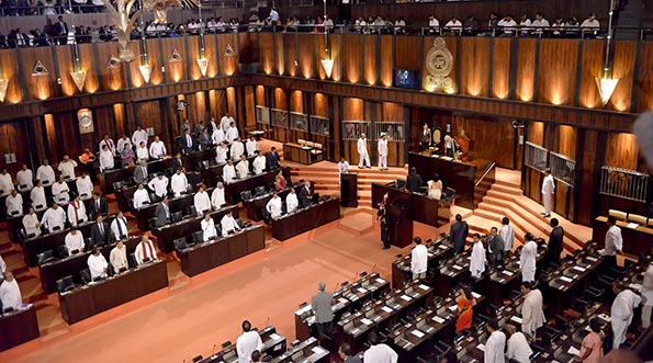 Sri Lankan Parliament to draft new constitution