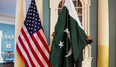 US frustrated with Pak, cuts sharply military, eco aid